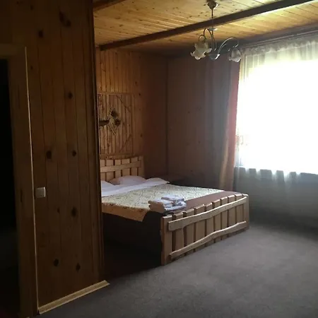 Zatishniy Dvir Yaremche