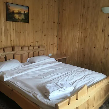 Zatishniy Dvir Yaremche