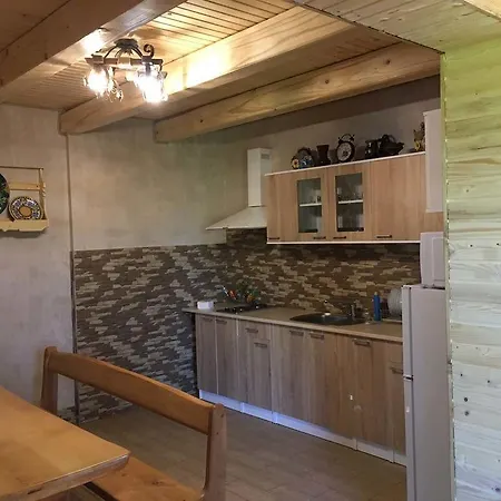 Zatishniy Dvir Yaremche