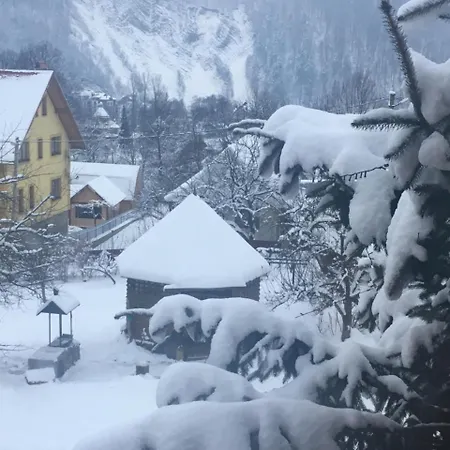 Guest house Zatishniy Dvir 4*