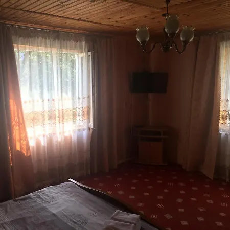 בית הארחה Zatishniy Dvir ירמכה