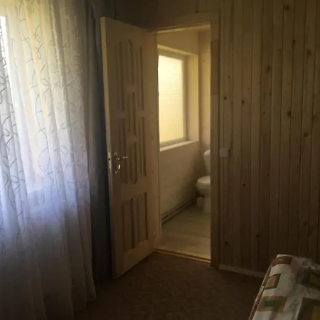 Zatishniy Dvir Jaremče