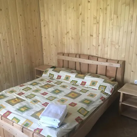 Zatishniy Dvir Yaremche