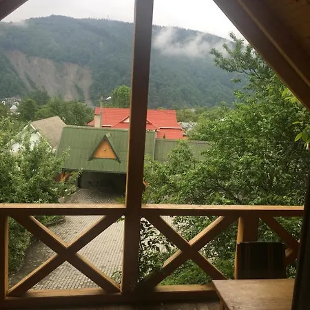 Zatishniy Dvir Yaremche