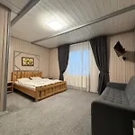Zatishniy Dvir Affittacamere