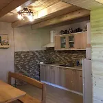 Zatishniy Dvir Jaremče